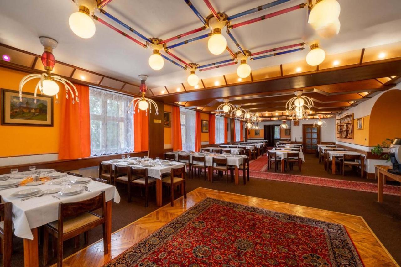 Hotel Vetrov Vysoké nad Jizerou 外观 照片