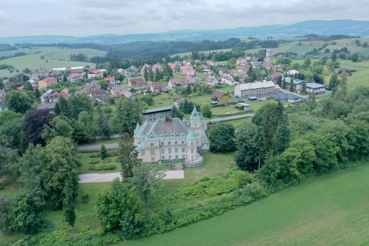 Hotel Vetrov Vysoké nad Jizerou 外观 照片